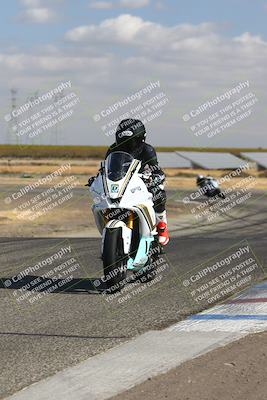 media/Nov-03-2024-TrackDaz (Sun) [[44580f4982]]/B Group/1220pm (Wheelie Bump)/